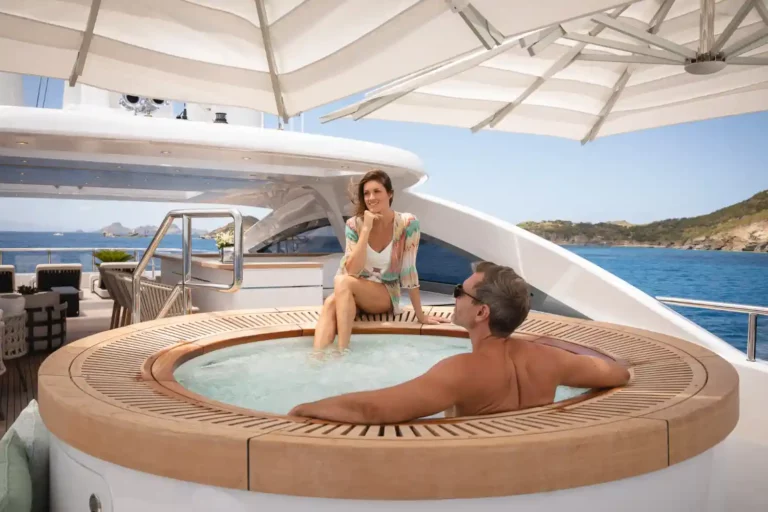 FANTASEA Luxury Charter Yacht by Benetti Yachts24