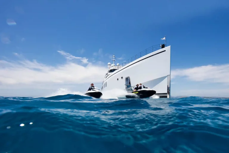 SOUNDWAVE Luxury Charter Yacht by Benetti1