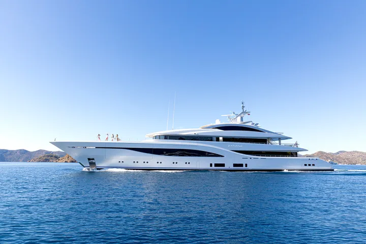 ARROW Luxury Charter Yacht by Feadship