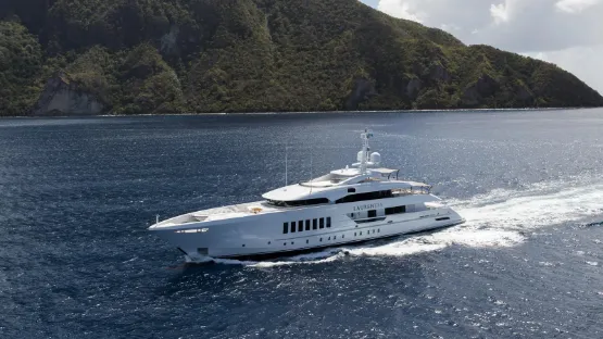 LAURENTIA Luxury Charter Yacht by Heesen Charteryachtsfinder.com.1