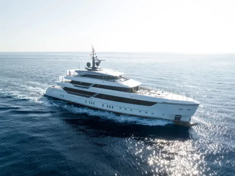 Luxury Charter Yacht VIRTUOSITY by Sanlorenzo22