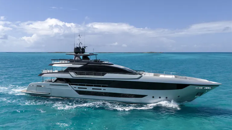 RIVA BELLISSIMA Luxury Charter Yacht by Riva Charteryachtsfinder.com