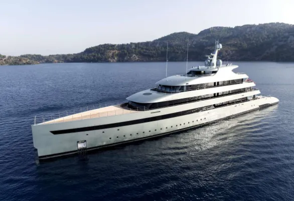 SAVANNAH Luxury Charter Yacht by Feadship Charteryachtsfinder.com