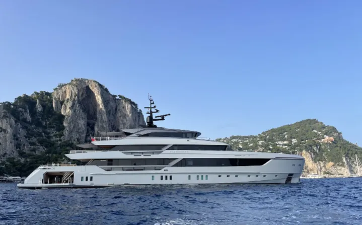 VIRTUOSITY Luxury Charter Yacht by Sanlorenzo Charteryachtsfinder.com